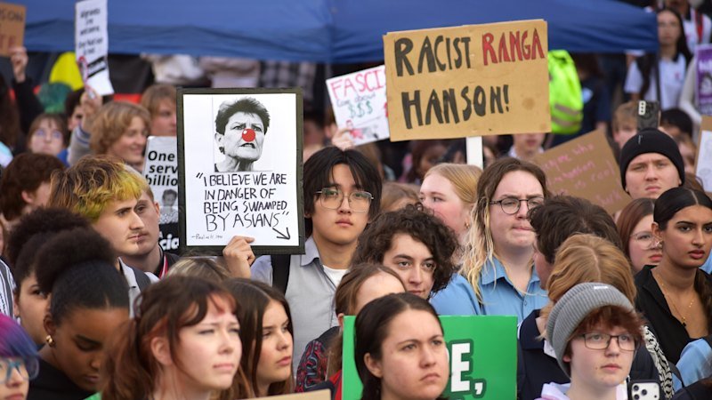 ‘We are not stupid kids’: Perth students rally against Pauline Hanson