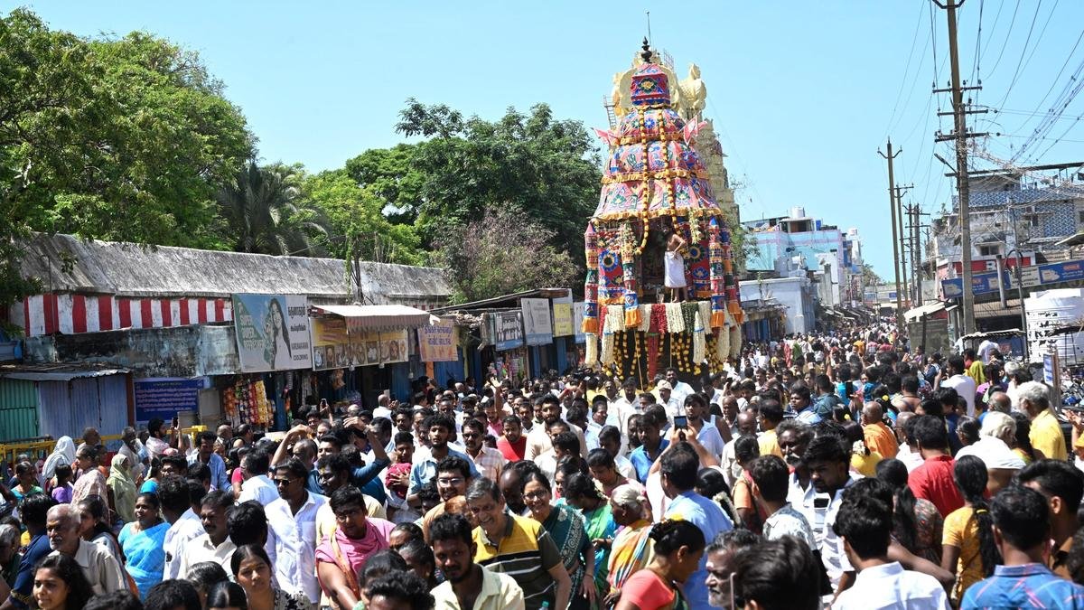 ‘Aadi Ther’ festival celebrated with grandeur at Sri Ramanathaswamy Temple