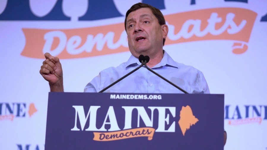 Maine Democrat Jackson acknowledges 1988 assault, denies pushing longtime partner 