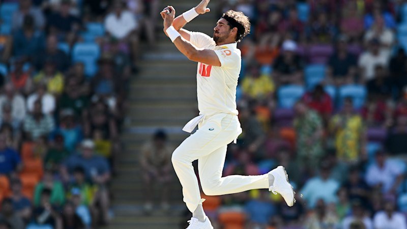 Australia v Bangladesh LIVE: Hazlewood makes vital breakthrough as Bangladesh hold the edge