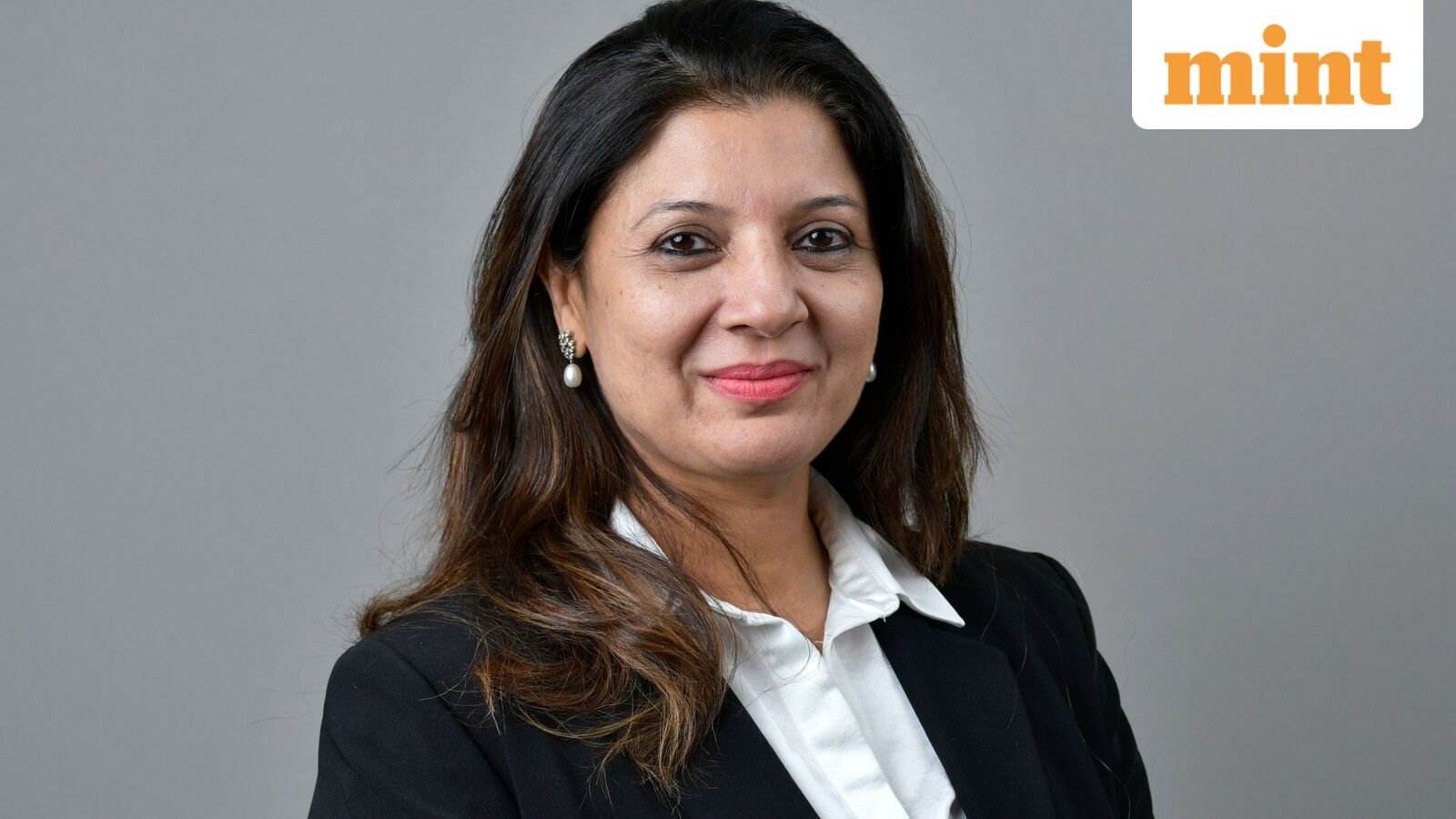 Buy or sell: Gift Nifty signals muted start. Vaishali Parekh recommends three intraday stocks to buy today