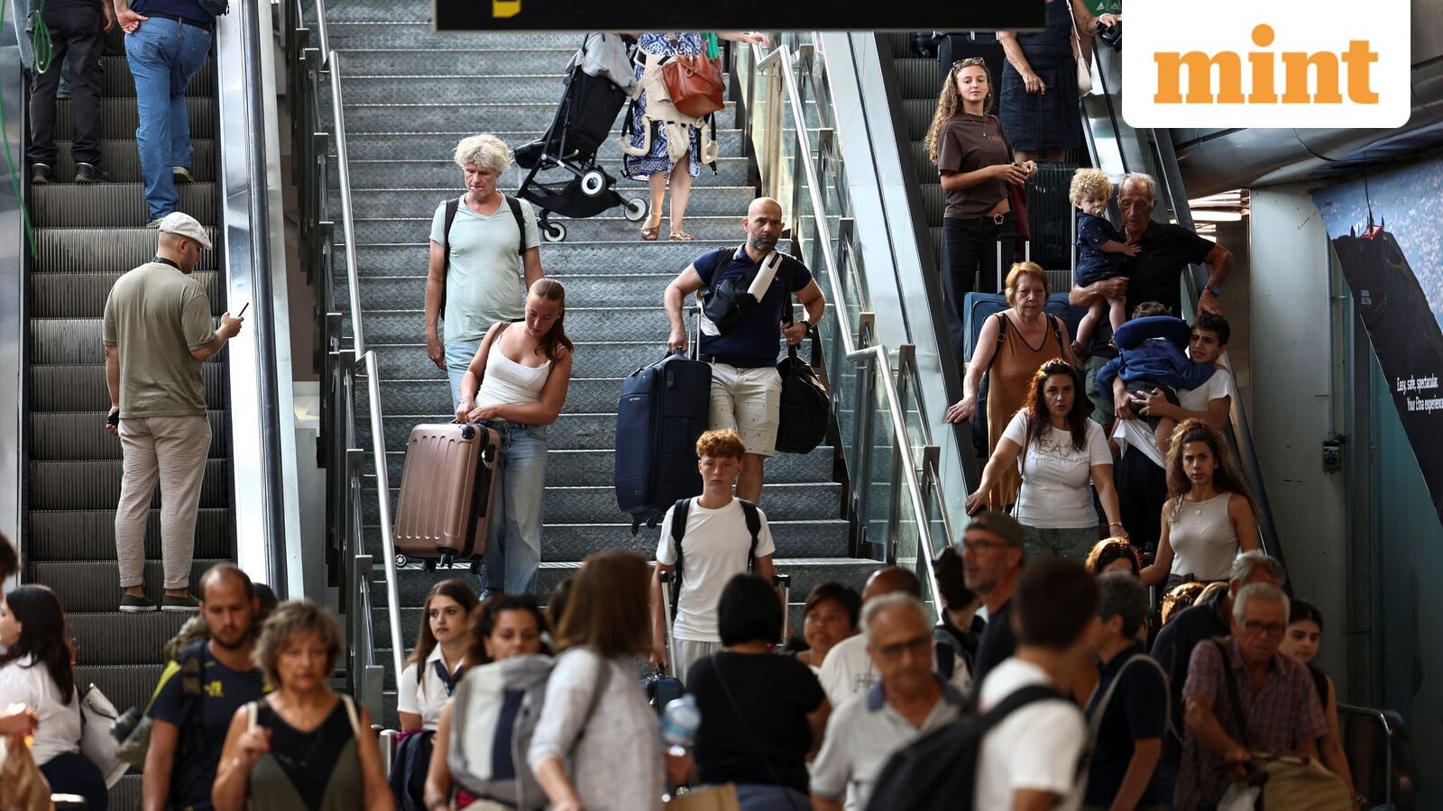 Sicily's Catania Airport shuts down due to Mount Etna eruption; 1,000+ flights canceled