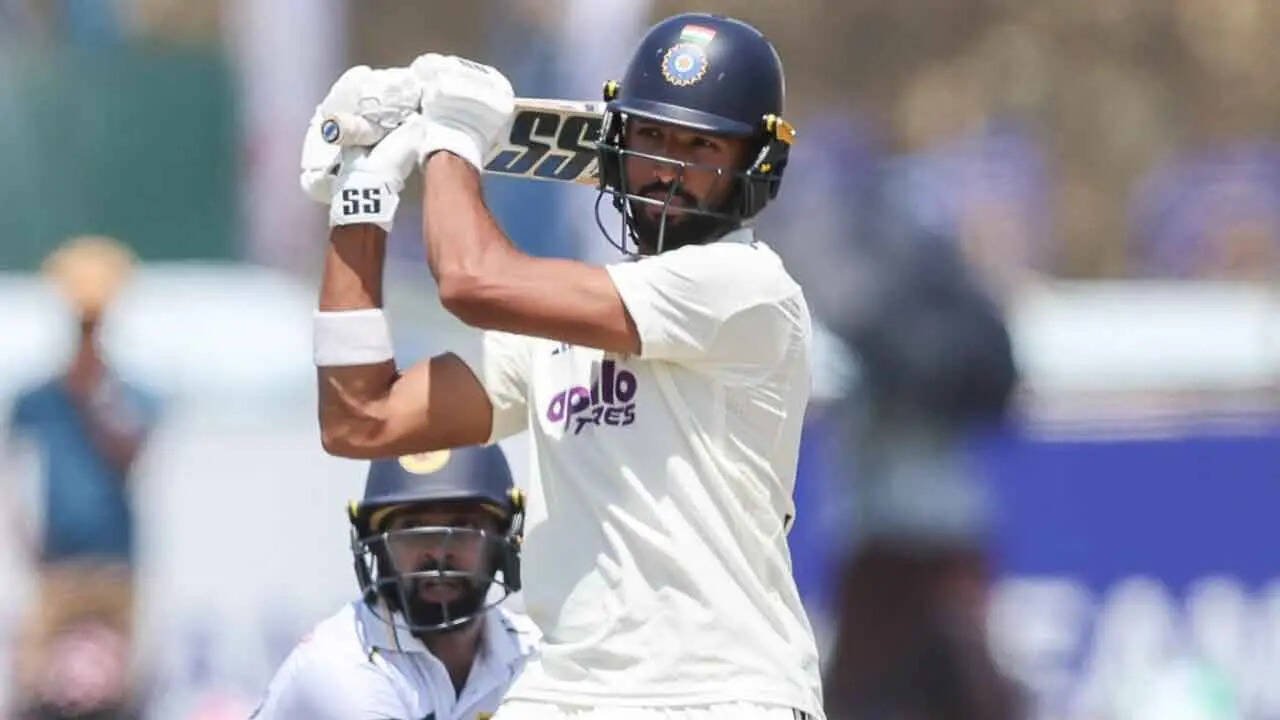 IND vs SL Live: KL Rahul, Padikkal's 's 50-run stand takes India past 100