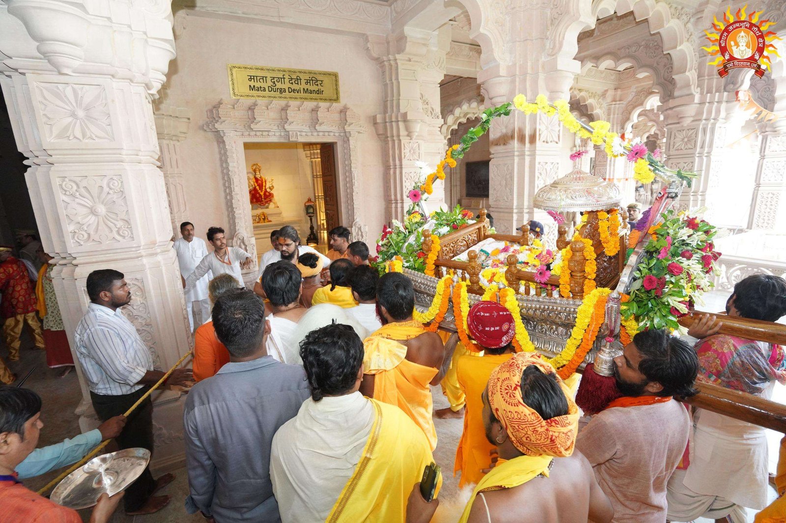Jhoola Mela draws lakhs to Ayodhya, vigil stepped up