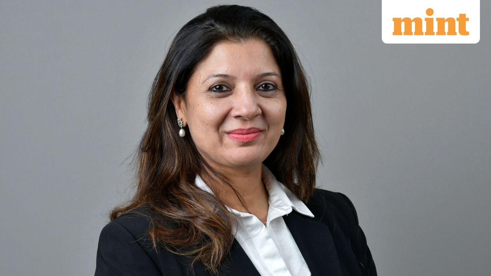 Buy or sell: Gift Nifty trades flat! Vaishali Parekh recommends three stocks to buy today — 17 August 2026