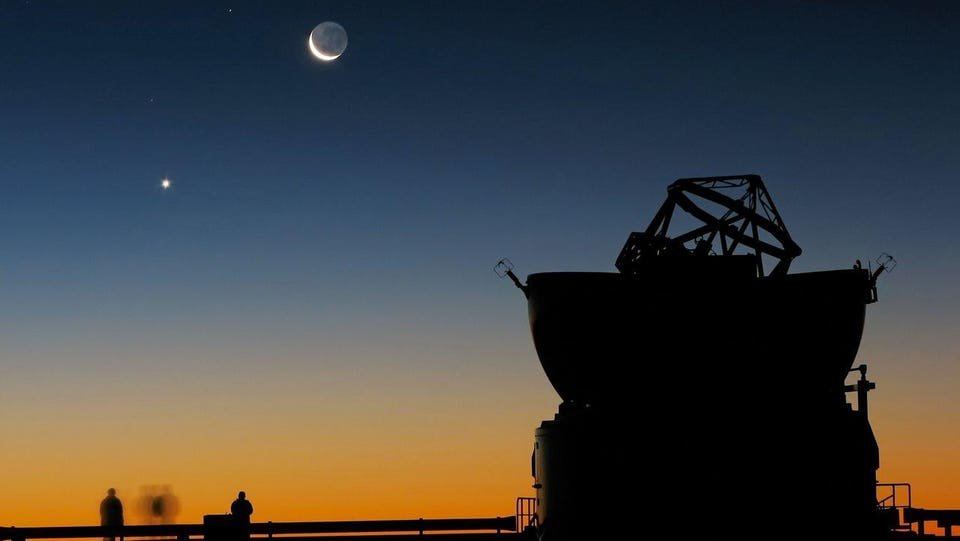 Moon Meets Venus, Spica And The ‘Anti-Mars’: The Night Sky This Week