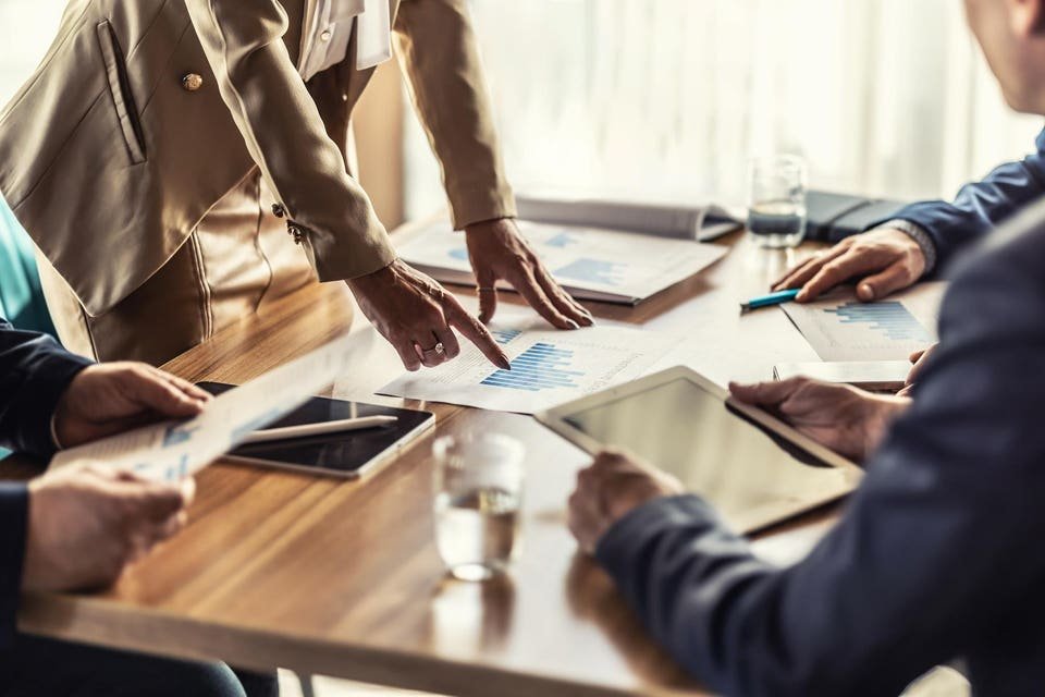 The 800-Millisecond Question Your Marketing Stack Can't Answer