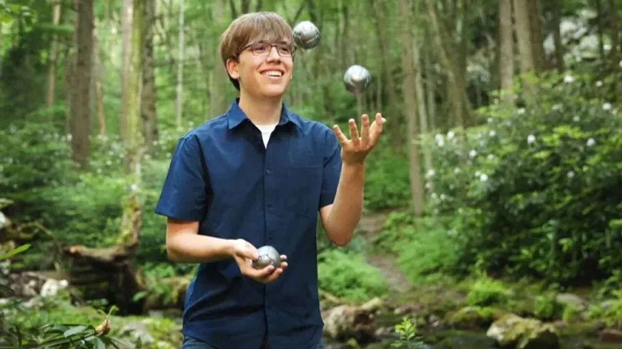 US student wins award for geometry breakthrough: How it can change modern medicine