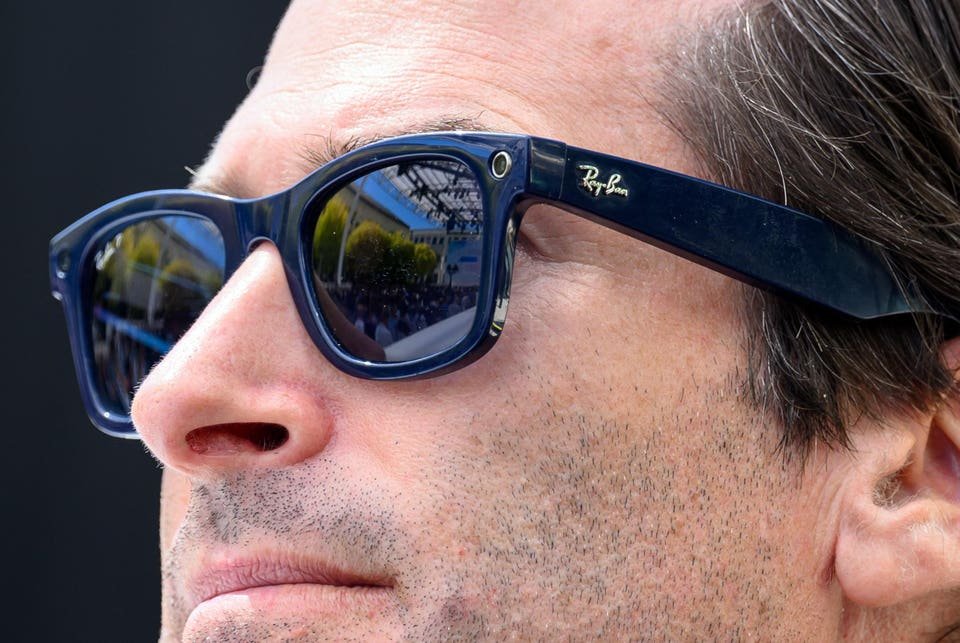 Why Meta Smart Glasses Recordings Continue To Grow On Social Media