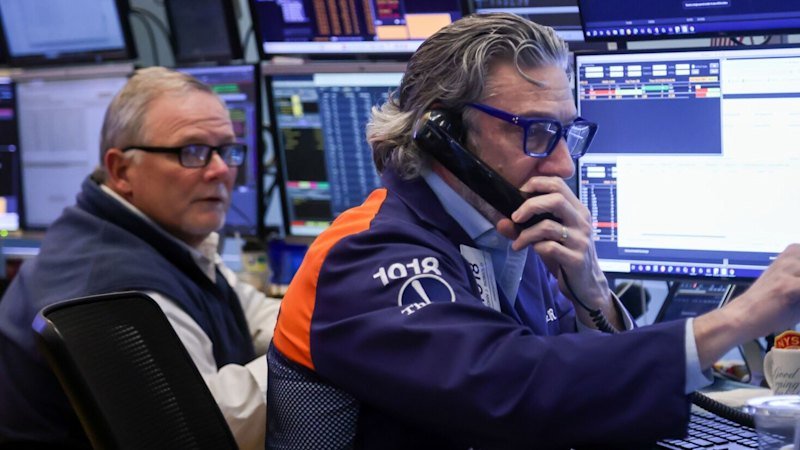 ASX mixed in early trade as BHP, CSL rally, big four banks decline