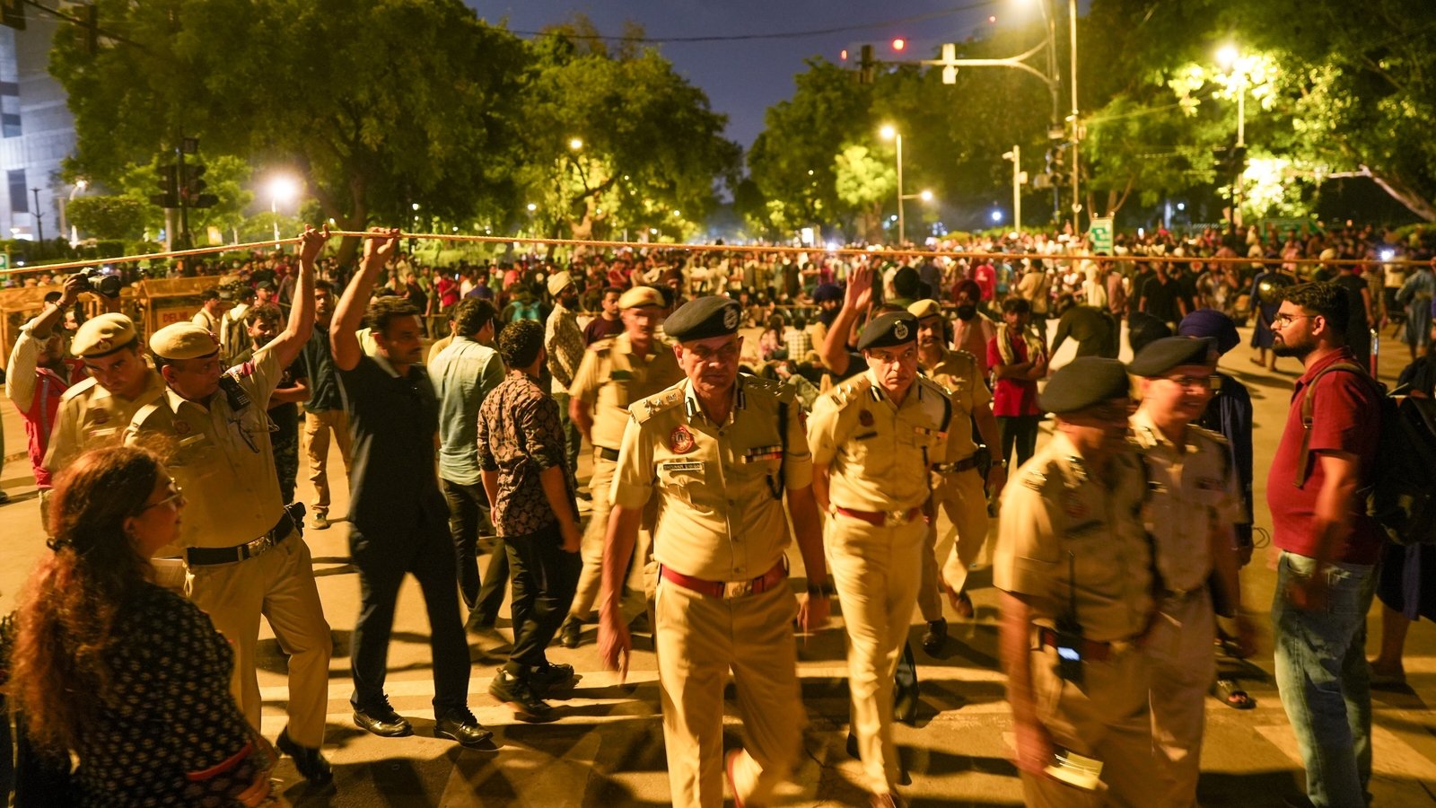 Delhi Police denies excessive use of force during protest: '5k cops tried to manage 30k+ protesters'