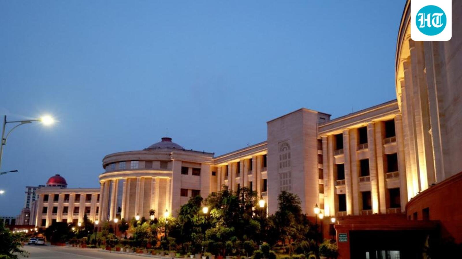 HC issues contempt notices to Uttar Pradesh chief secretary, three other officers