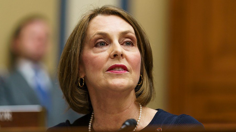 Beltran wins GOP primary to face Castor for redistricted House seat in Florida