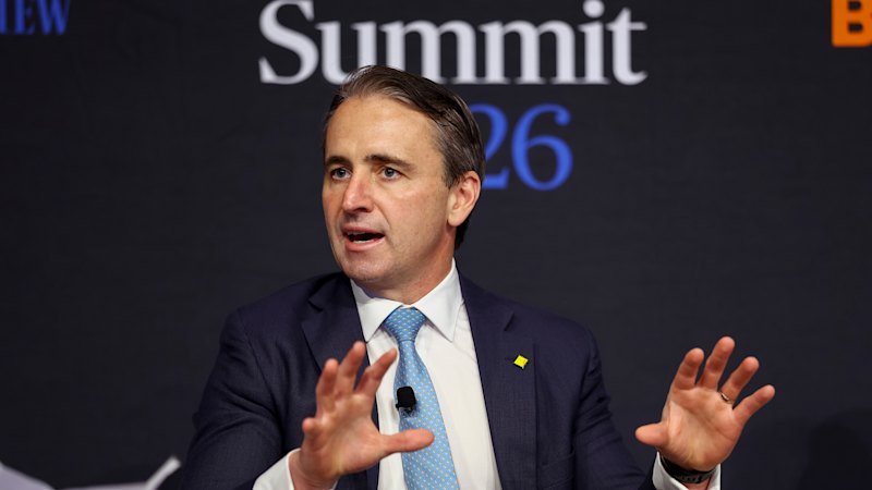 Matt Comyn offloads $8.4m worth of CBA shares amid separation from his wife