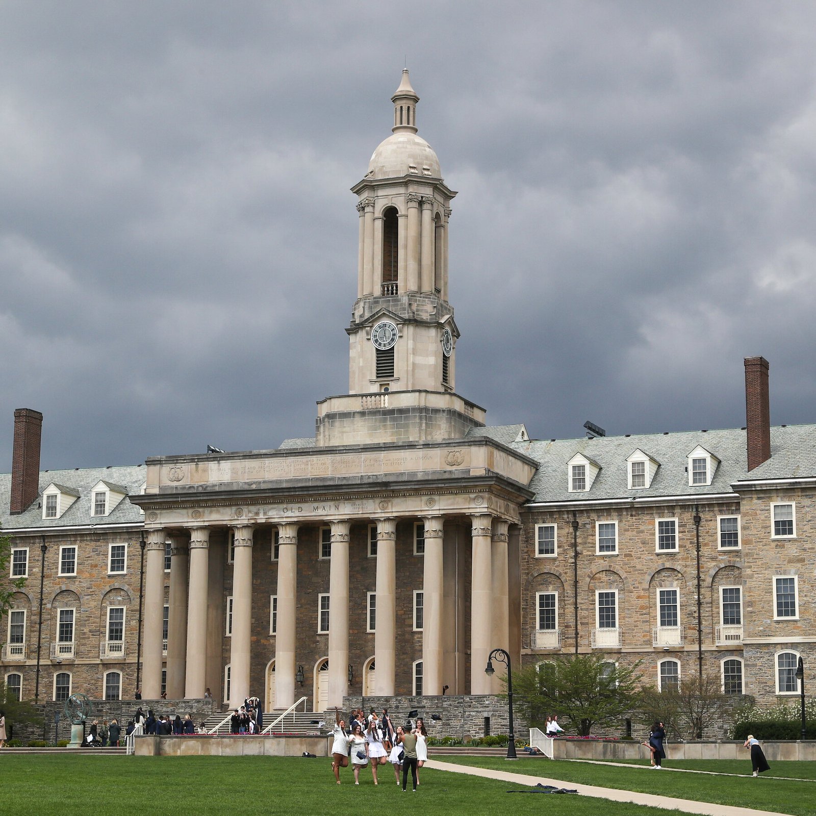 Penn State Fraternity Members Are Charged in Cocaine Trafficking Case