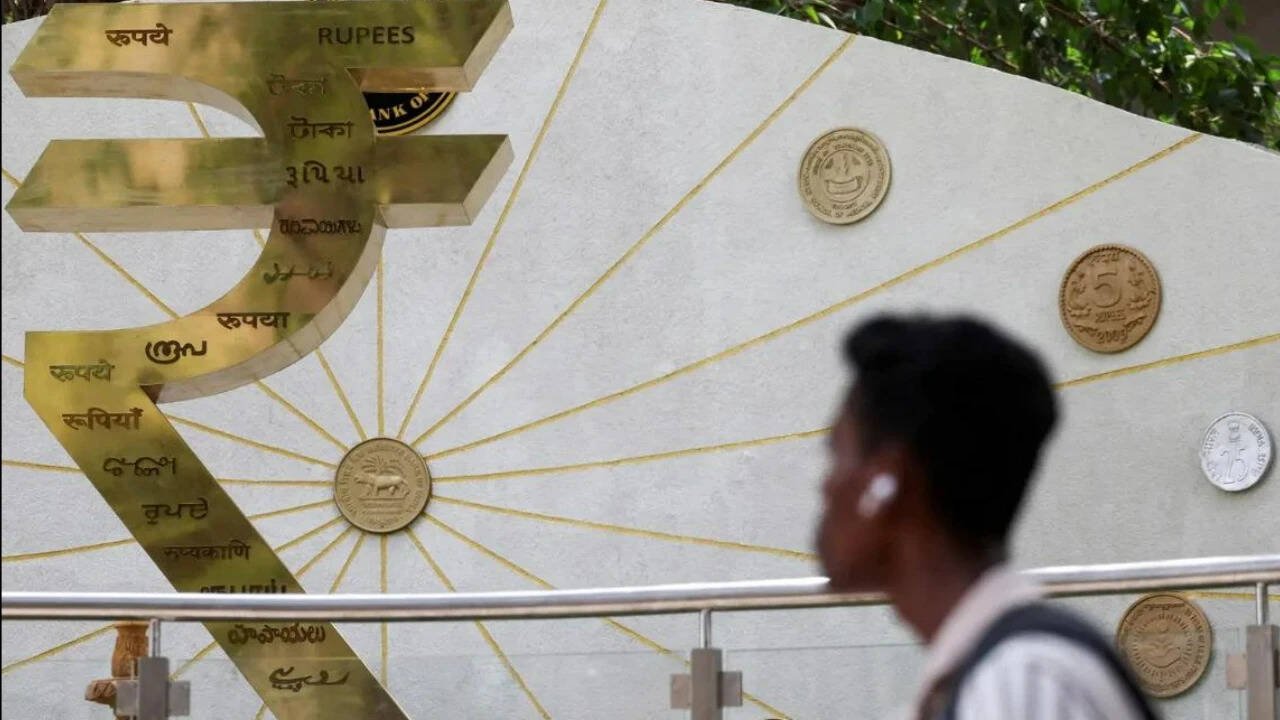 Rupee continues to rally, opens 9 paise stronger against US dollar