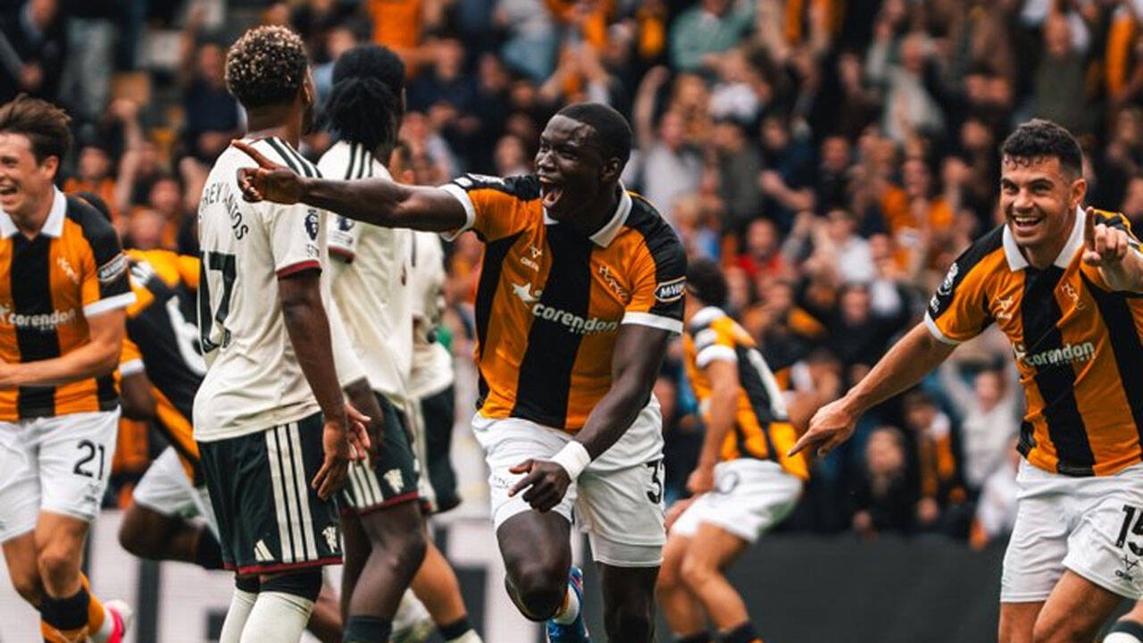 Premier League: Man United, Tottenham suffer shock defeats in season opener