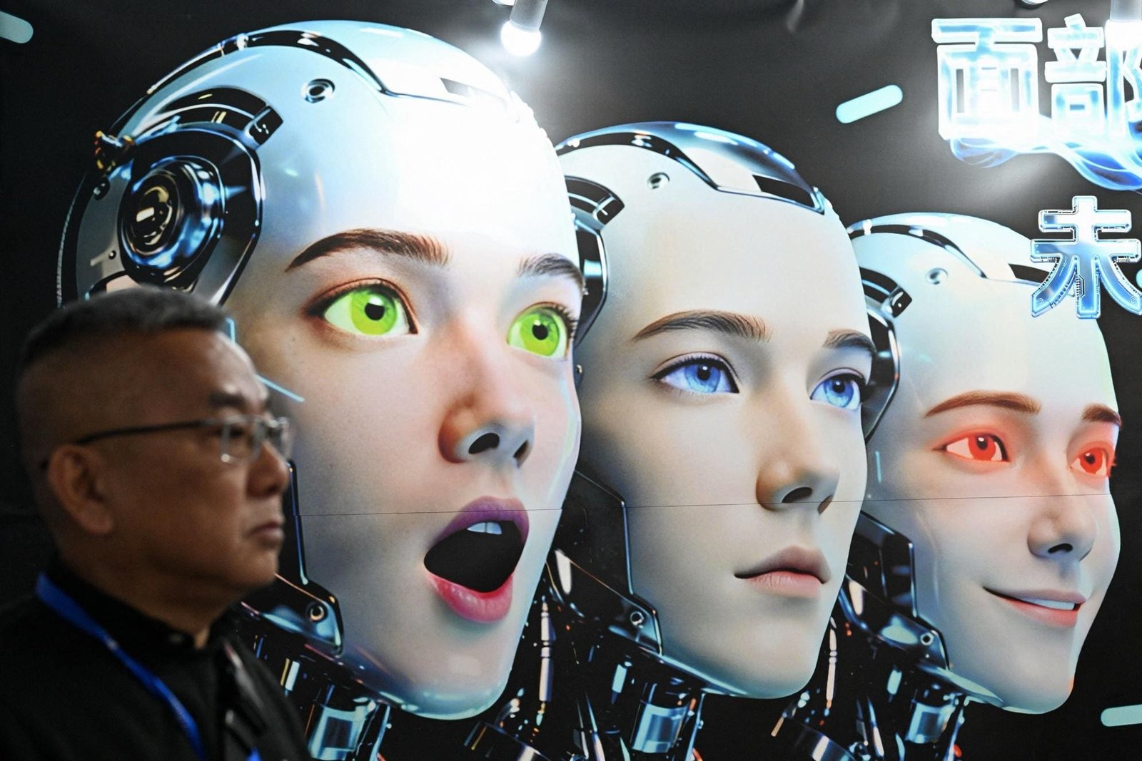 VCs Are Building Digital Brains To Compound Edge, Here Is How