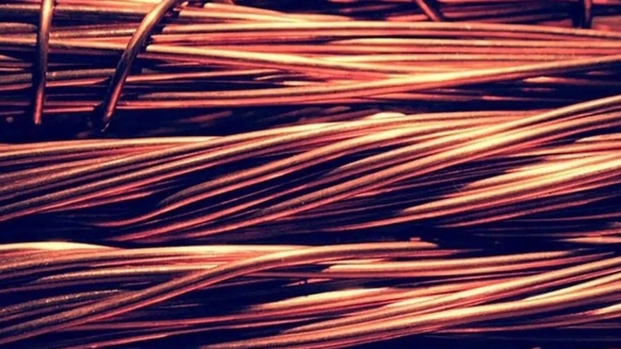 Government eyes 3000 crore by selling 6% in Hindustan Copper