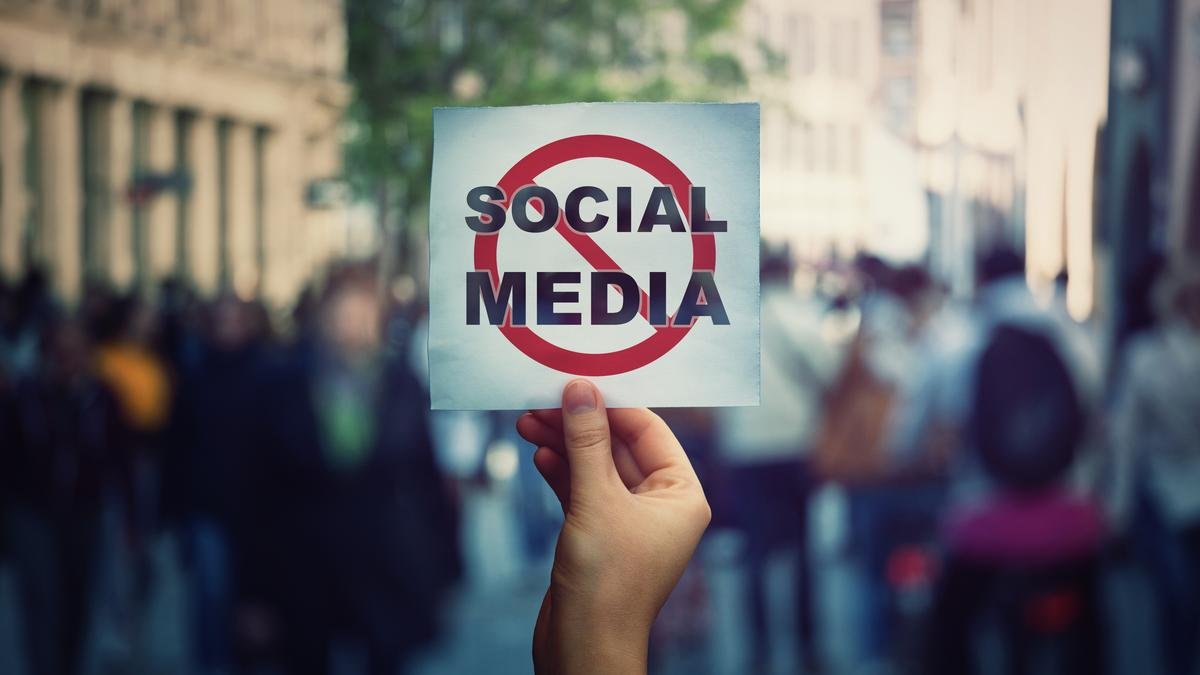 A civilisational approach to social media