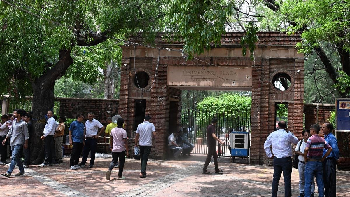 Why has Delhi University allowed some colleges to admit students based on Class 12 marks? | Explained