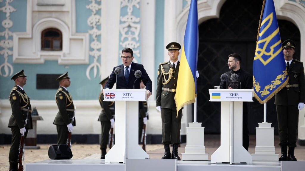 Zelensky calls on allies to cover €27 billion gap for Ukraine’s air defence needs
