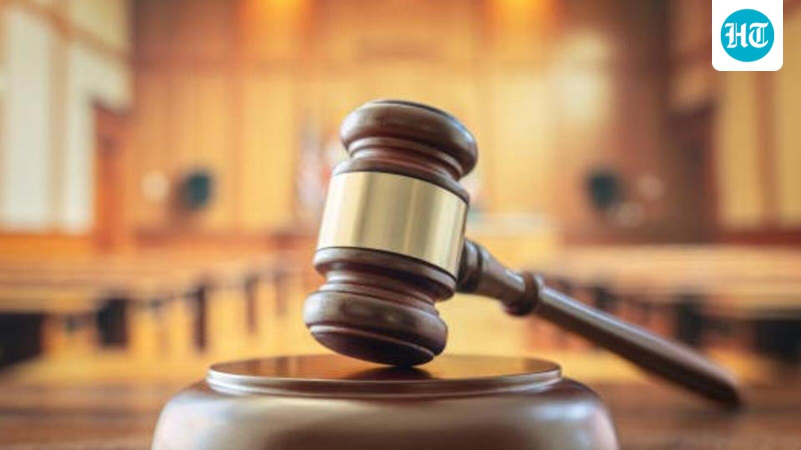 Bhubaneswar court dismisses petition against Naveen Patnaik, his aide VK Pandian