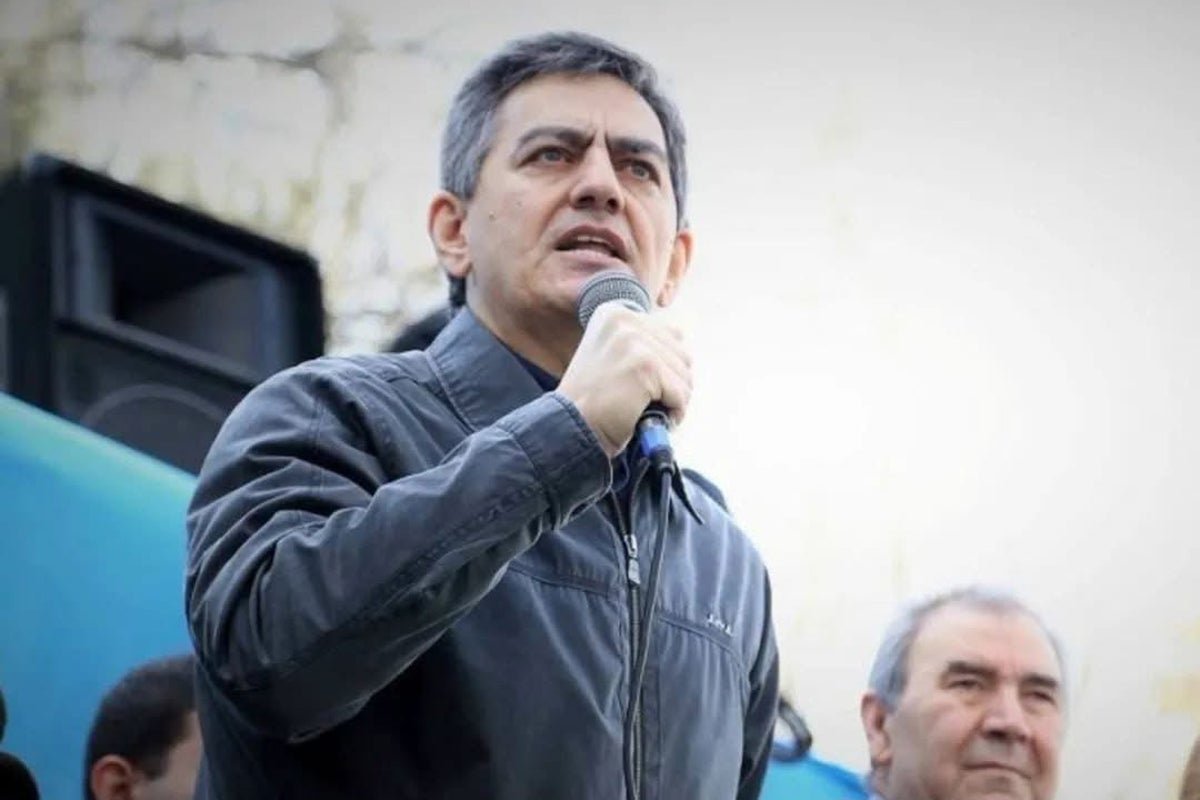 Azerbaijani regime ‘trying to break’ opposition leader by denying him safe water in prison, family warn