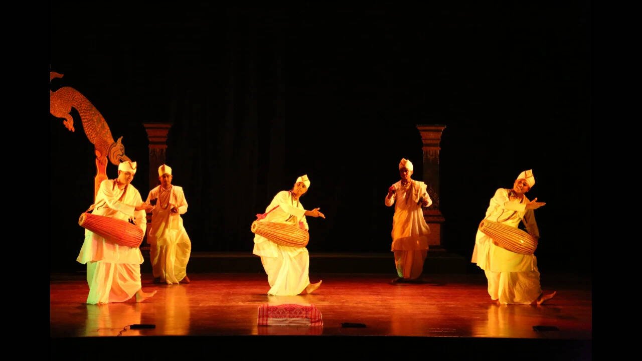 Delhi Kala Festival celebrates assam's classical sattriya tradition with Parijat Haran