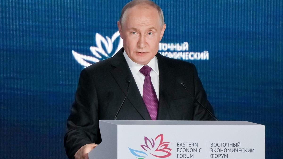 Putin cites chance of peace deal but says Ukrainian aviation warning makes it harder