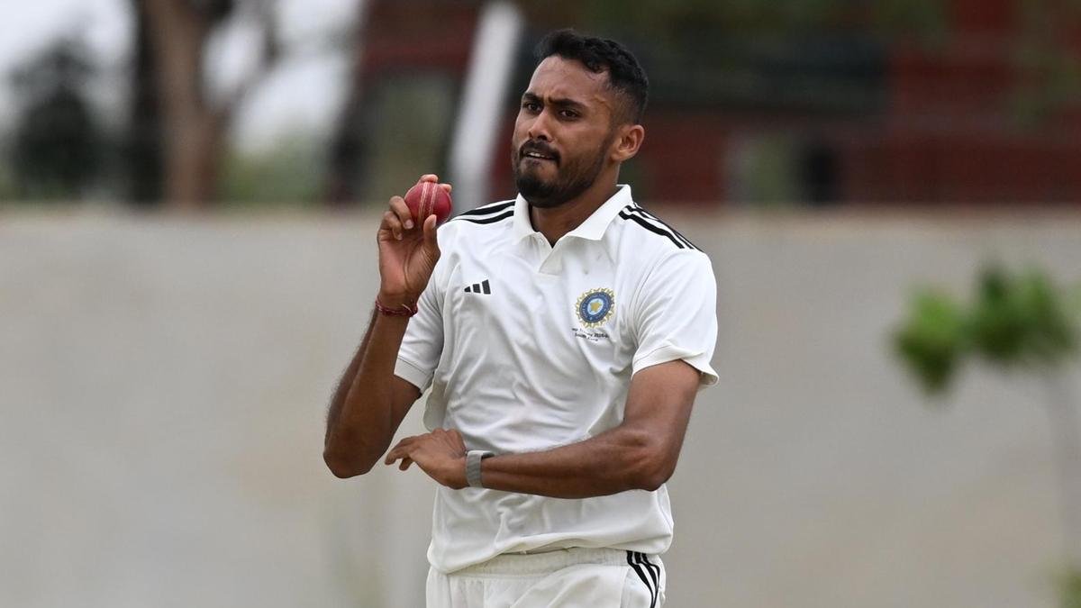 Duleep Trophy | Kaverappa displays his wares as South Zone takes first day’s honours
