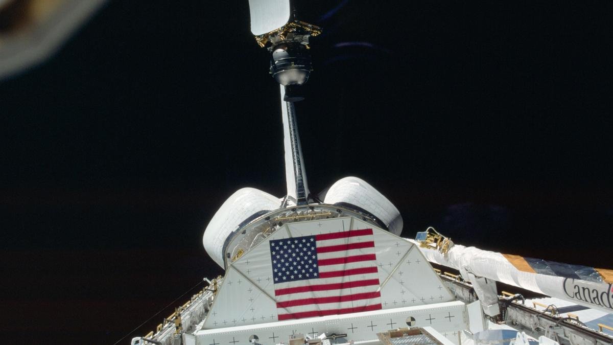 STS-8: Launching and landing at night, with an Indian connection