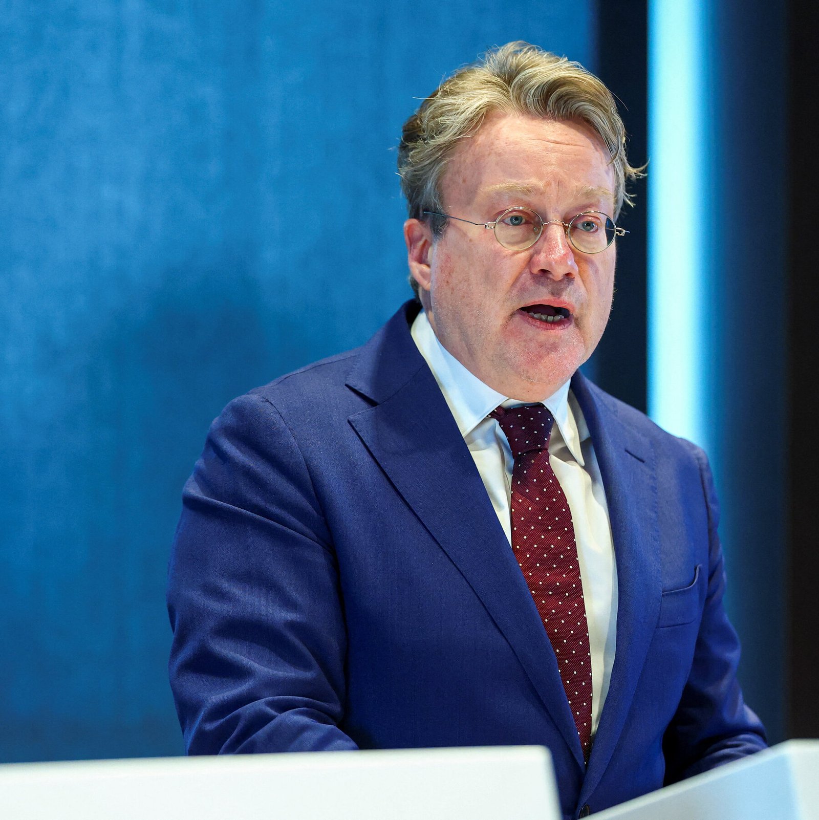 Dutch Central Bank Cuts Gold Reserves in U.S., Citing ‘Geopolitical Unrest’