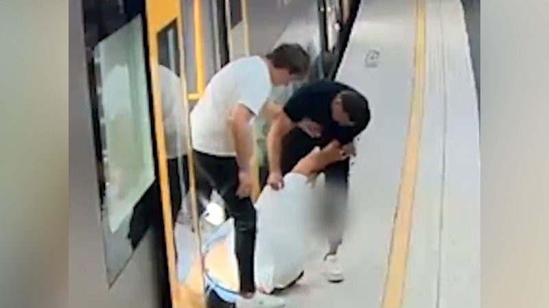 Gap fillers installed at Sydney train platforms