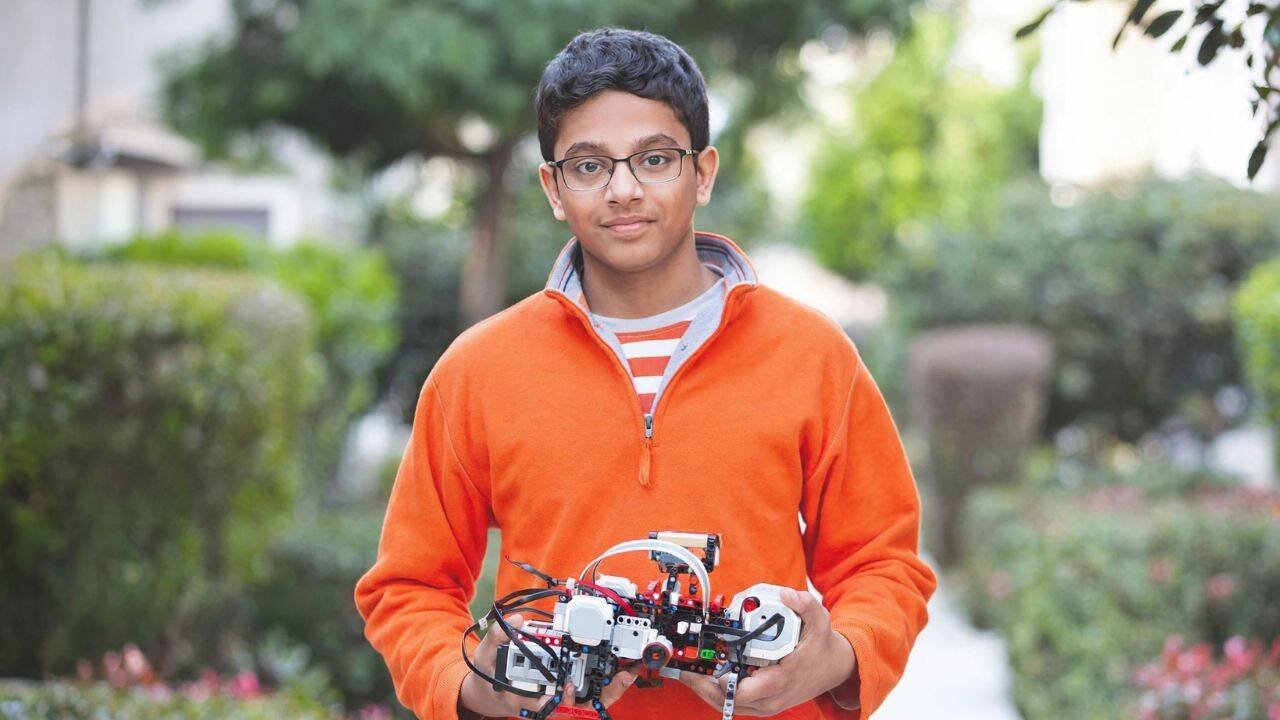 12-year-old turns Lego robotics kit into a low-cost working Braille printer