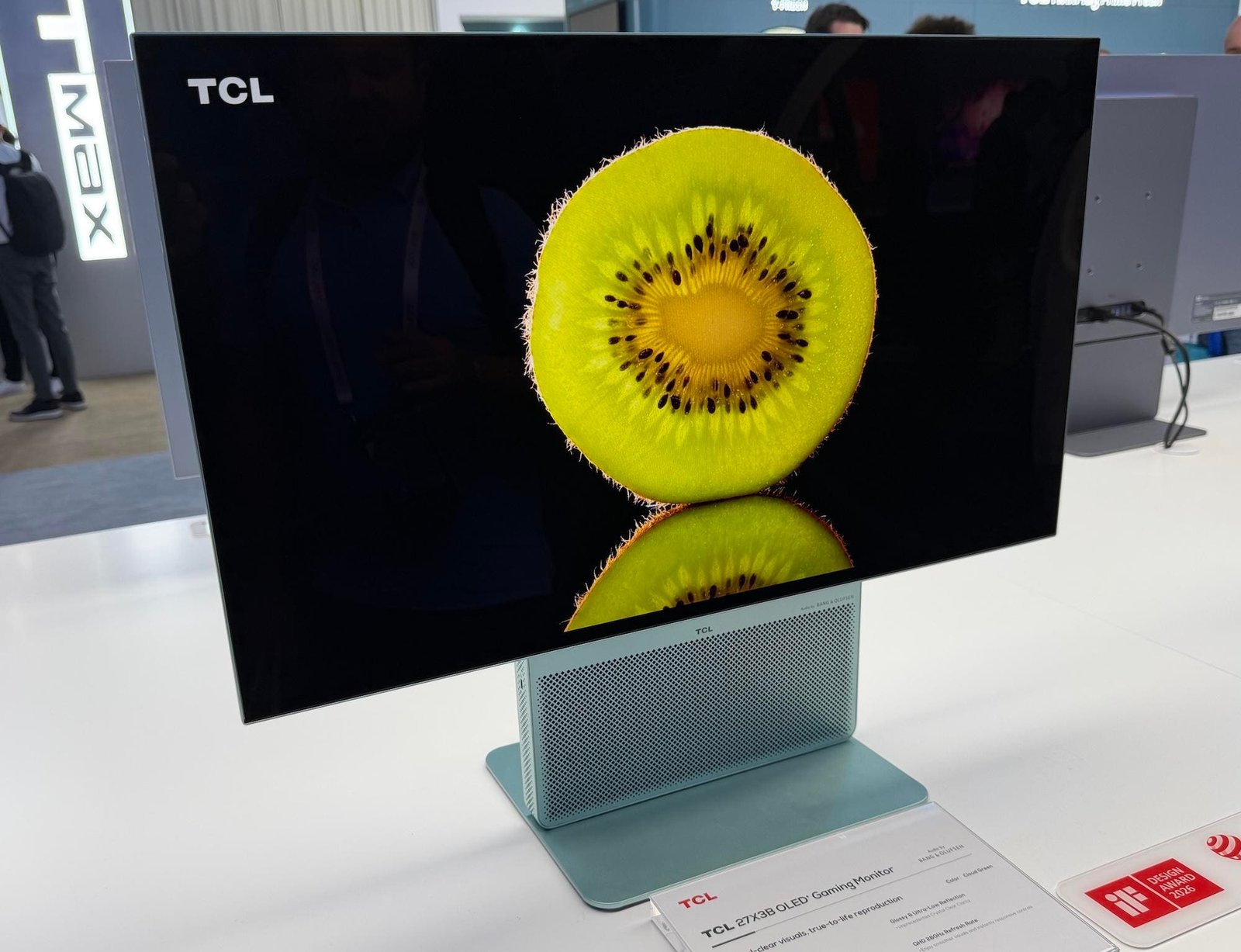TCL Showcases Expanded Gaming Monitor Range—And A Spectacular New Glasses-Free 3D Prototype