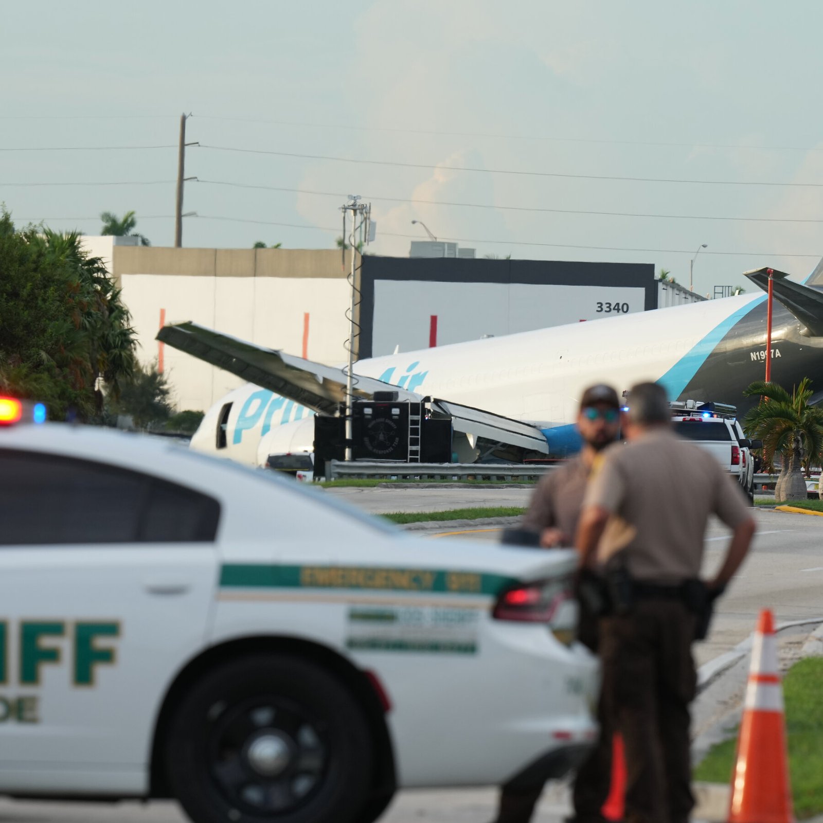 Vacationers Scramble After Miami Plane Crash Snarls Travel