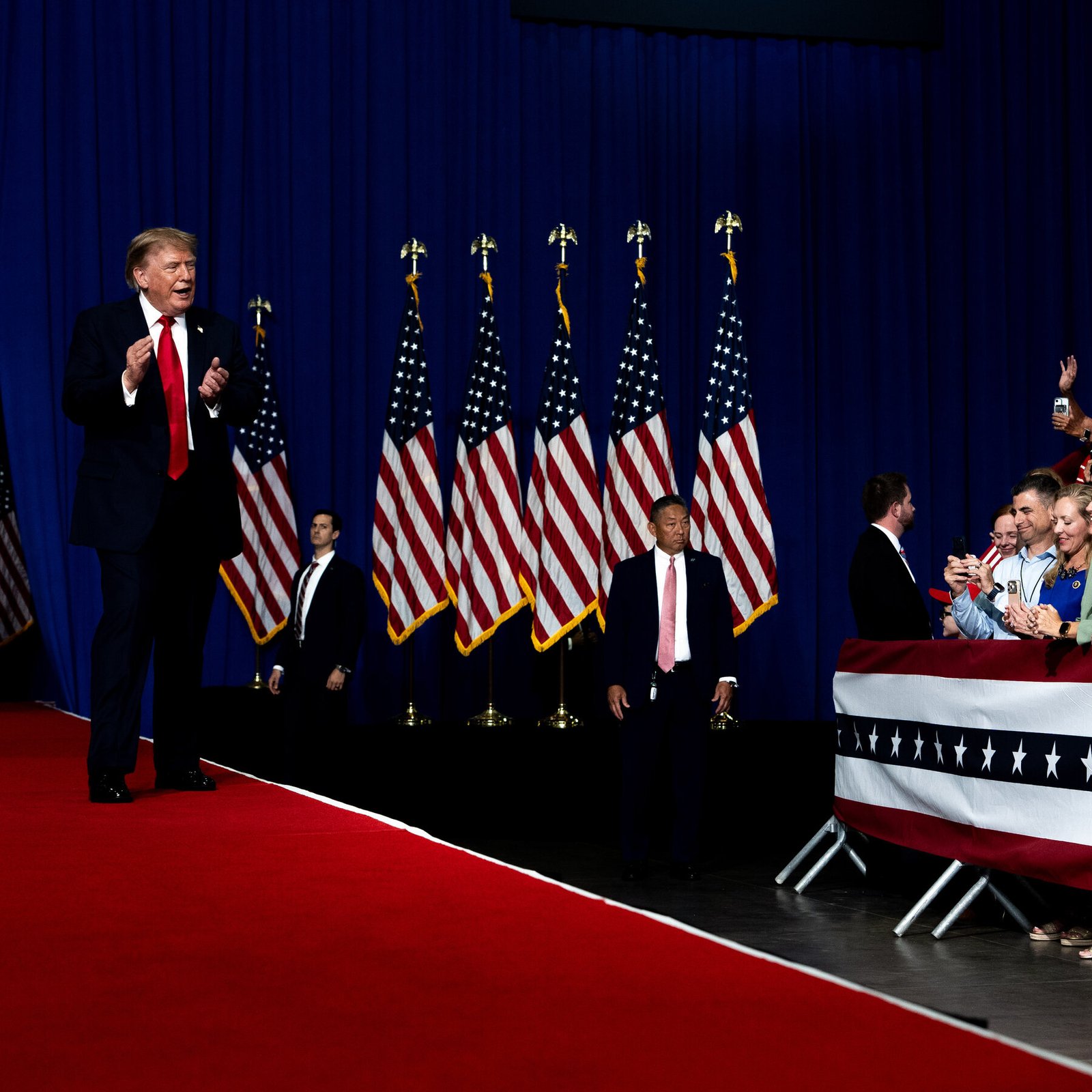 As Midterms Approach, Republicans Find There Is No Escape From Trump