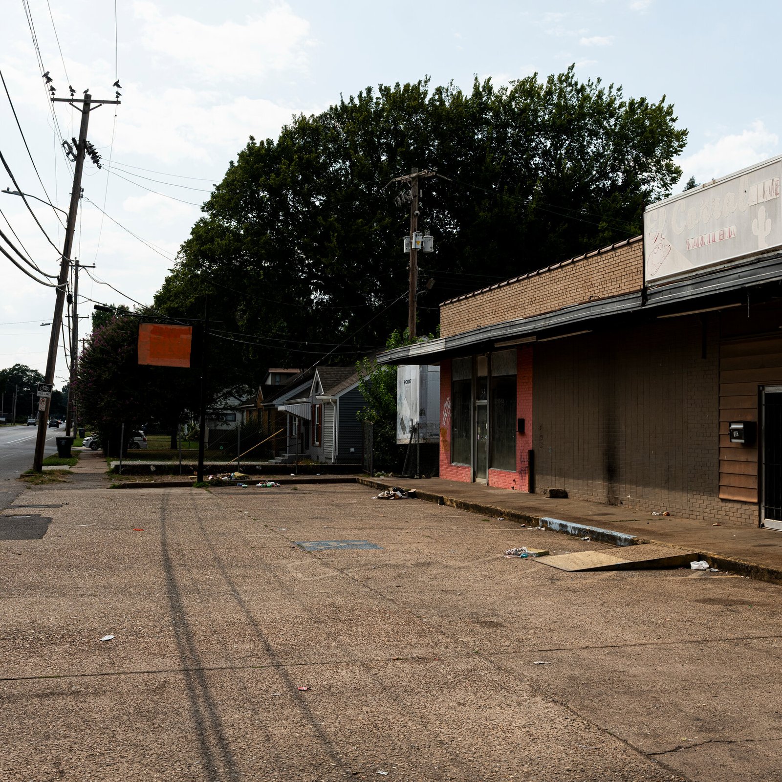 How a Memphis Gambling Raid Became a Sweeping Immigration Operation