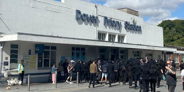 Masked anti-migrant protesters disrupt UK's Dover port