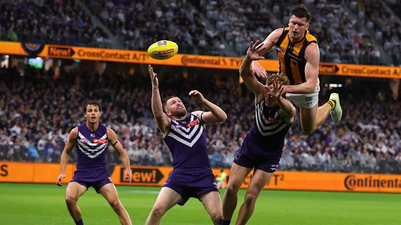 Dockers shocker was a blast from the past for Freo fans. Here’s why they can still cling to hope