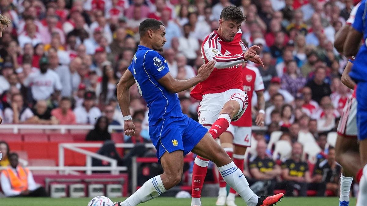 Arsenal rally past Chelsea in Premier League comeback win