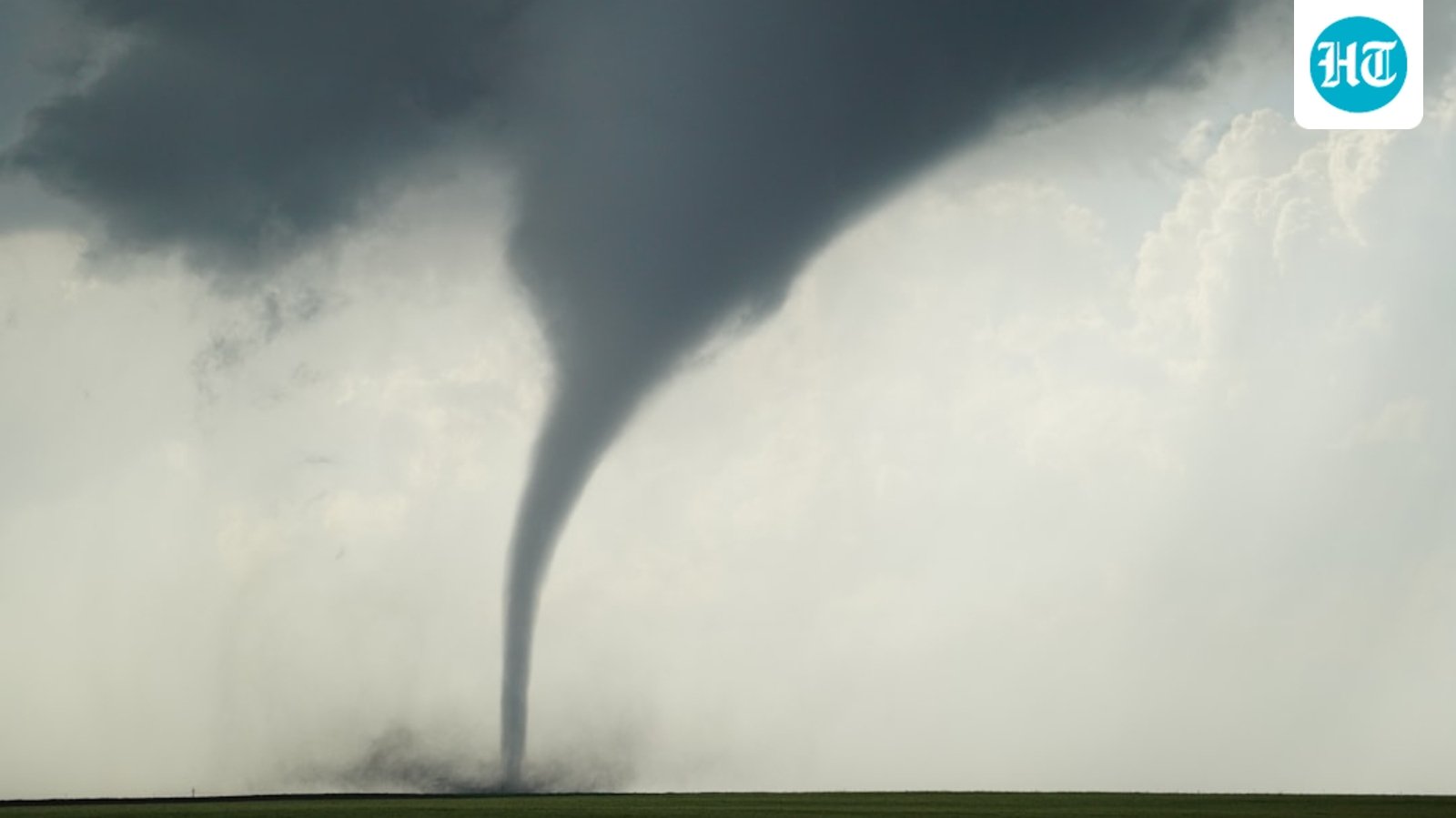 Tornado in Cedar Rapids, Iowa? Warning in Linn, Johnson counties spark fears; scary videos emerge as sirens go off