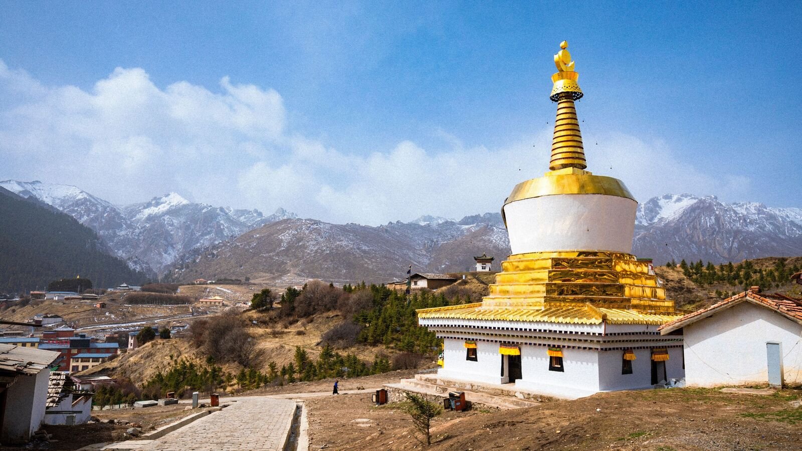 Earthquake hits Tibet again: Magnitude 5.3 this time at a depth of 35 km; Nepal feels tremor