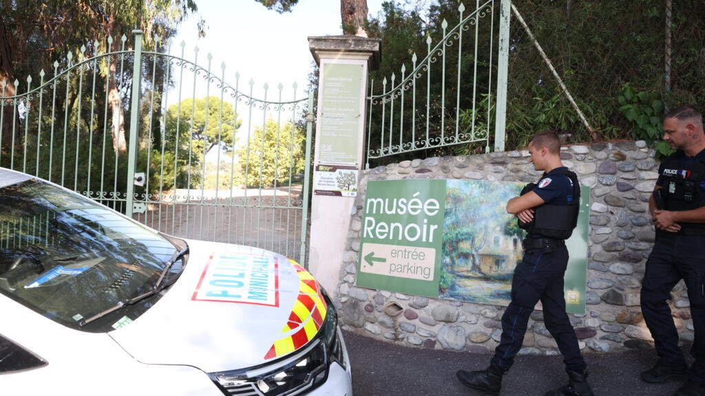 French police hunt Renoir thieves after lightning museum heist