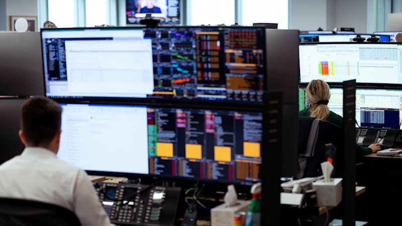 Companies spruiking AI becoming a red flag for hedge funds