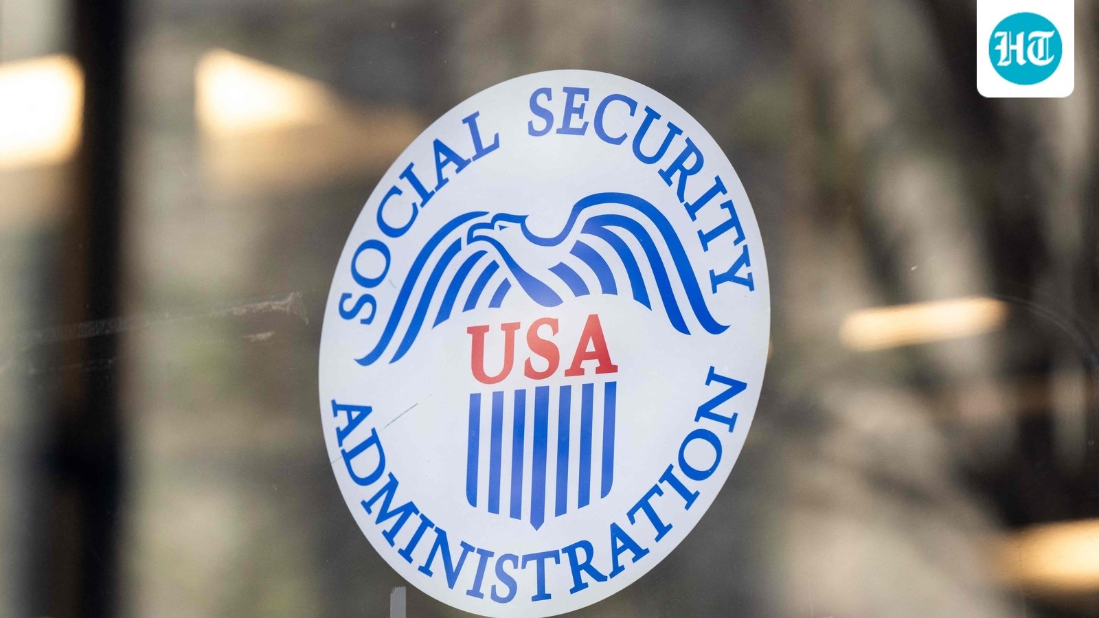 Social Security flat-rate COLA: Why 80% of beneficiaries could lose purchasing power