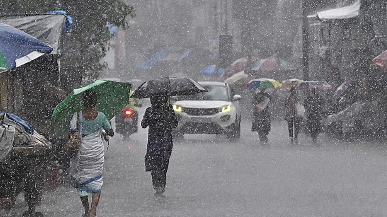 Weather tomorrow: IMD forecasts rain, thunderstorms in several states; Odisha under yellow alert