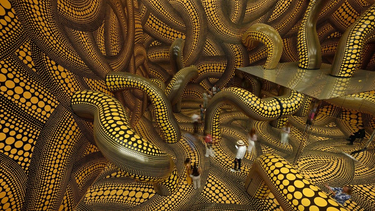 Yayoi Kusama: the woman behind the infinite dots