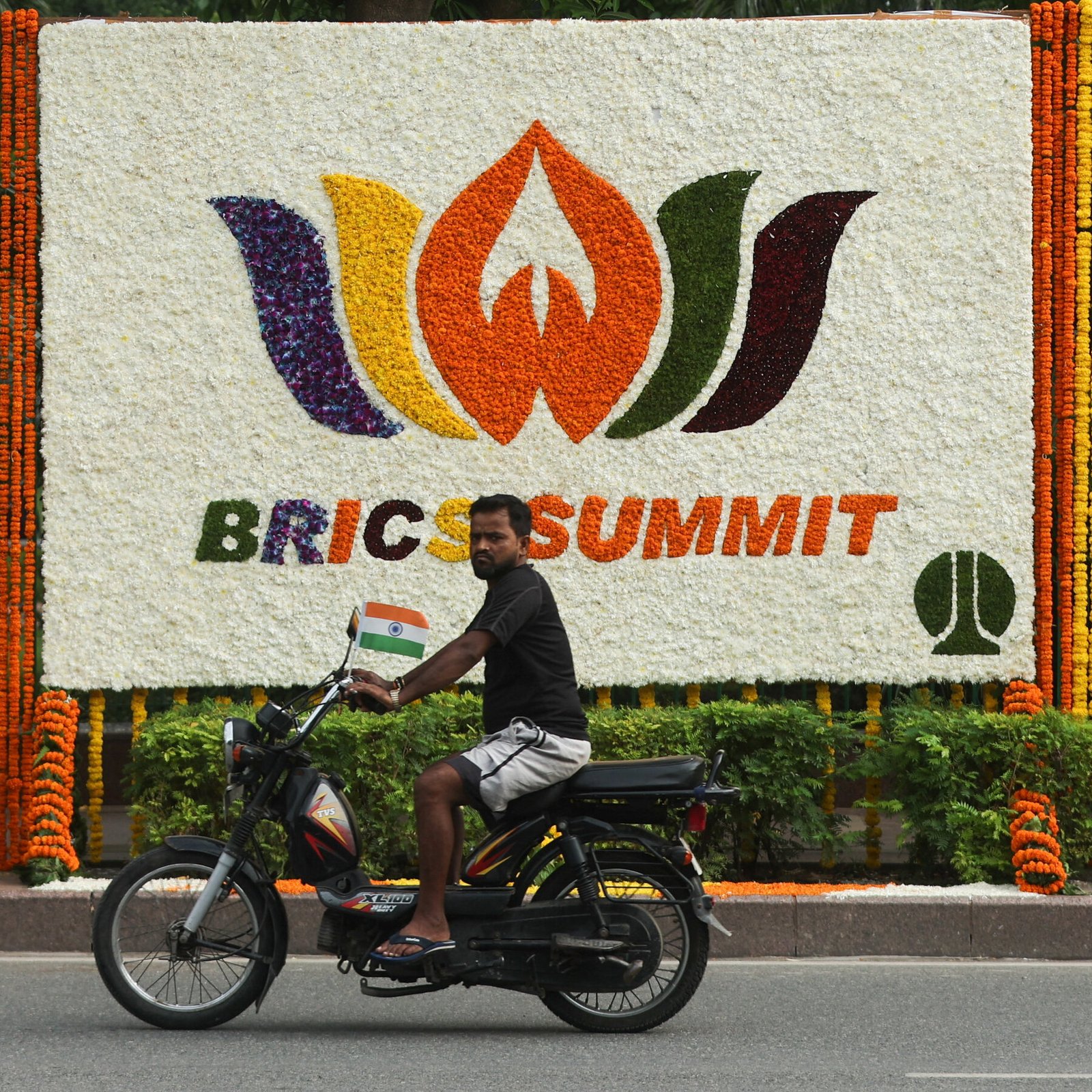 As Oil Prices Rise, BRICS Leaders Have What U.S. Doesn’t: Iran at the Table